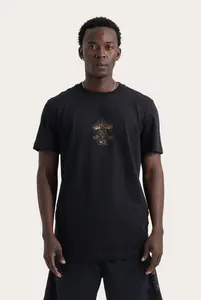 CAMISETA MCD 30 ANOS PIPA OVERSIZED