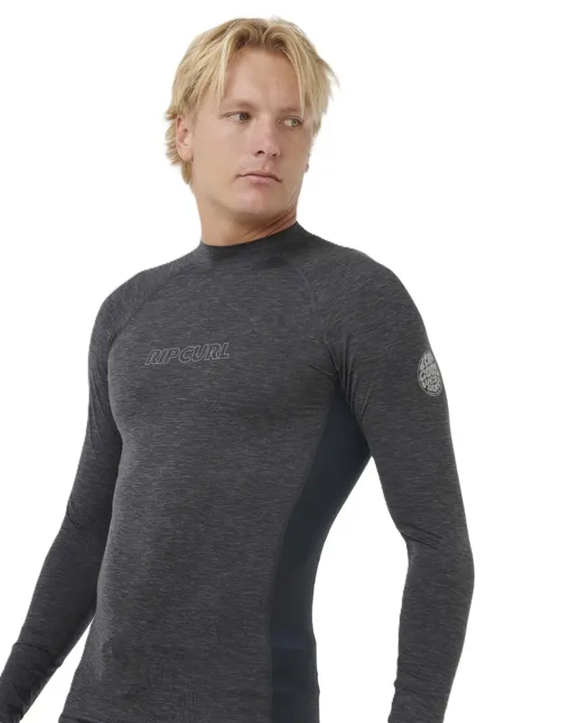 CAMISETA RIP CURL UV DAWM PATROL UPF PERF 3442-BLACK MARLE