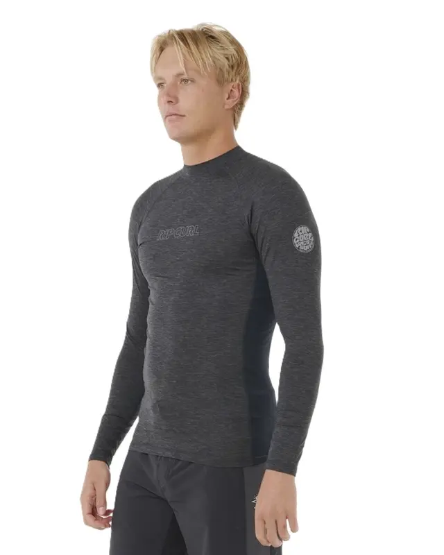 CAMISETA RIP CURL UV DAWM PATROL UPF PERF 3442-BLACK MARLE