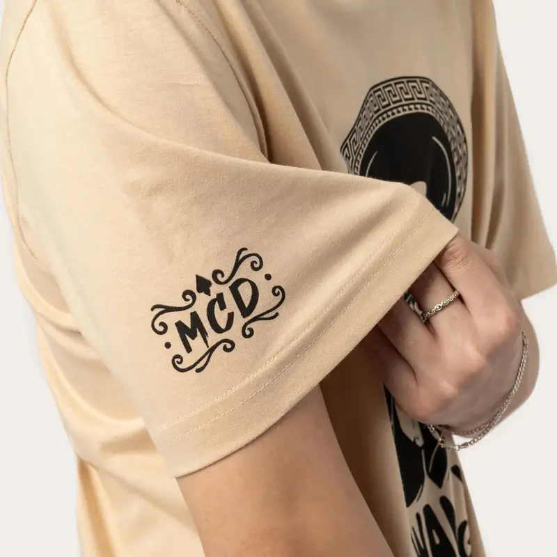 CAMISETA MCD REGULAR GRINGO BEGE ARENA