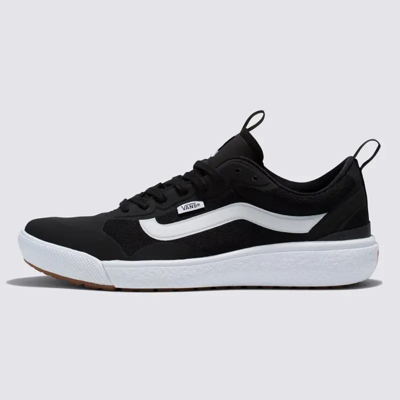 TENIS VANS ULTRARANGE EXO BLACK/WHITE