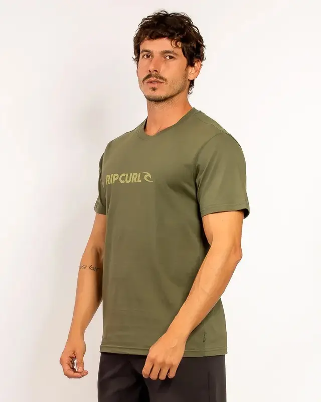 CAMISETA RIP CURL NEW ICON TEE DARK OLIVE