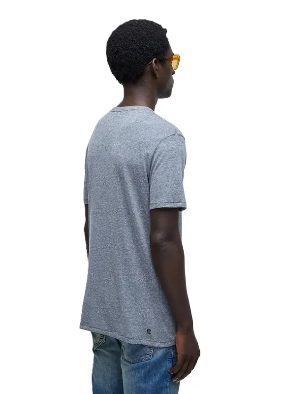 CAMISETA OSKLEN T-SHIRT LIGHT E-BASICS II CINZA MESCLA