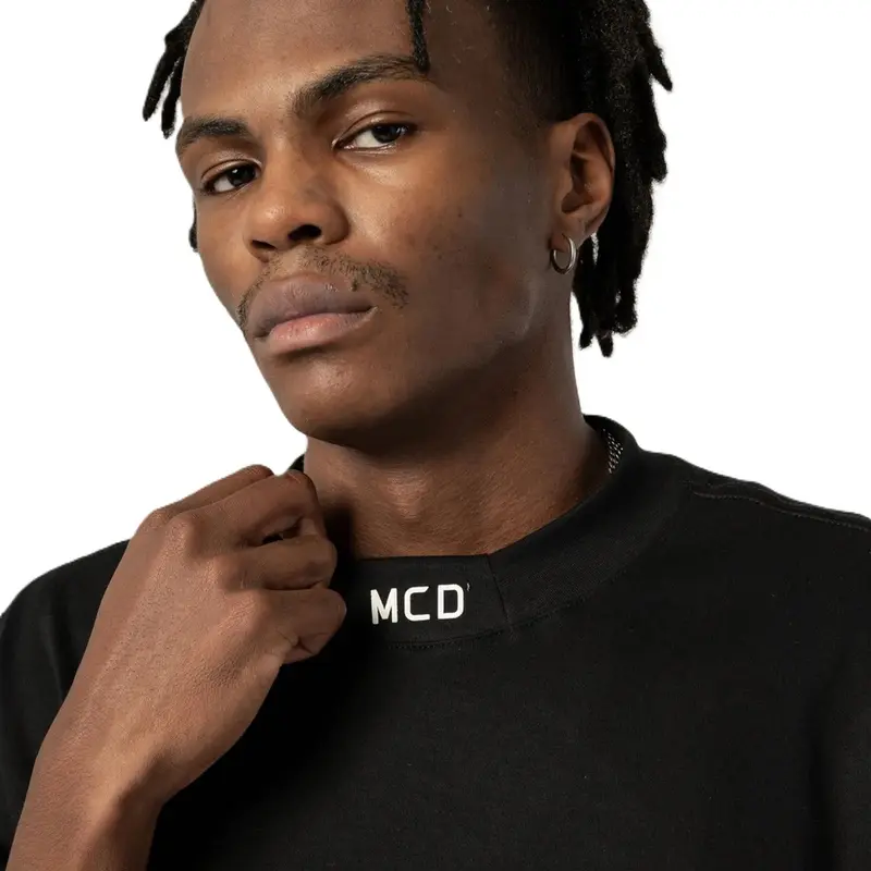 CAMISETA MCD BOX FIT GOLA MCD PRETO
