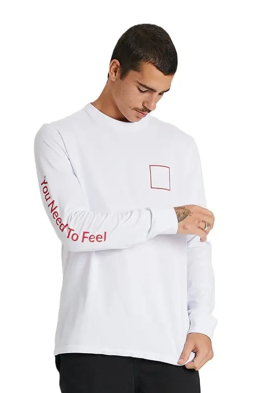 CAMISETA EMPTY MANGA LONGA YOU NEED TO FEEL BRANCO