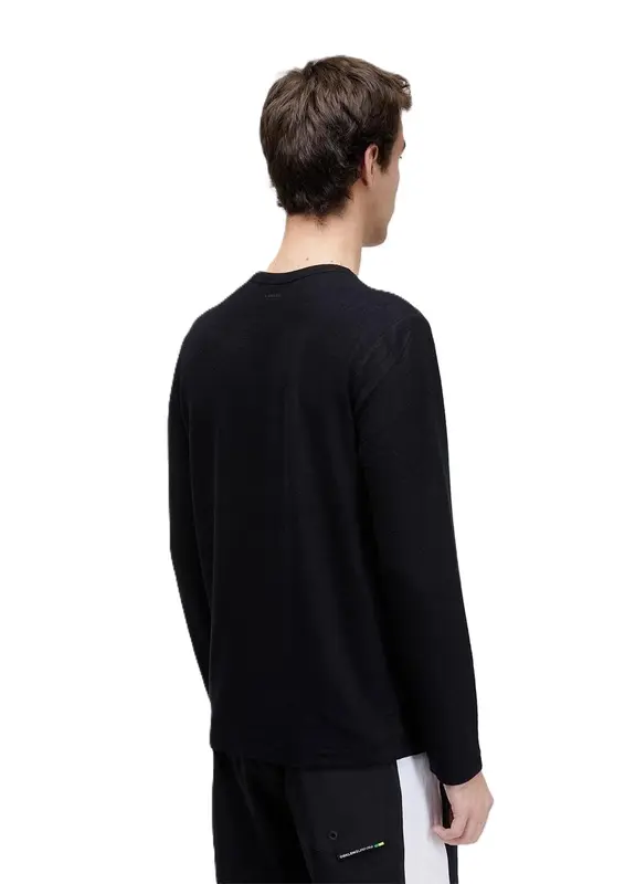 CAMISETA OSKLEN TOUCH PRETO