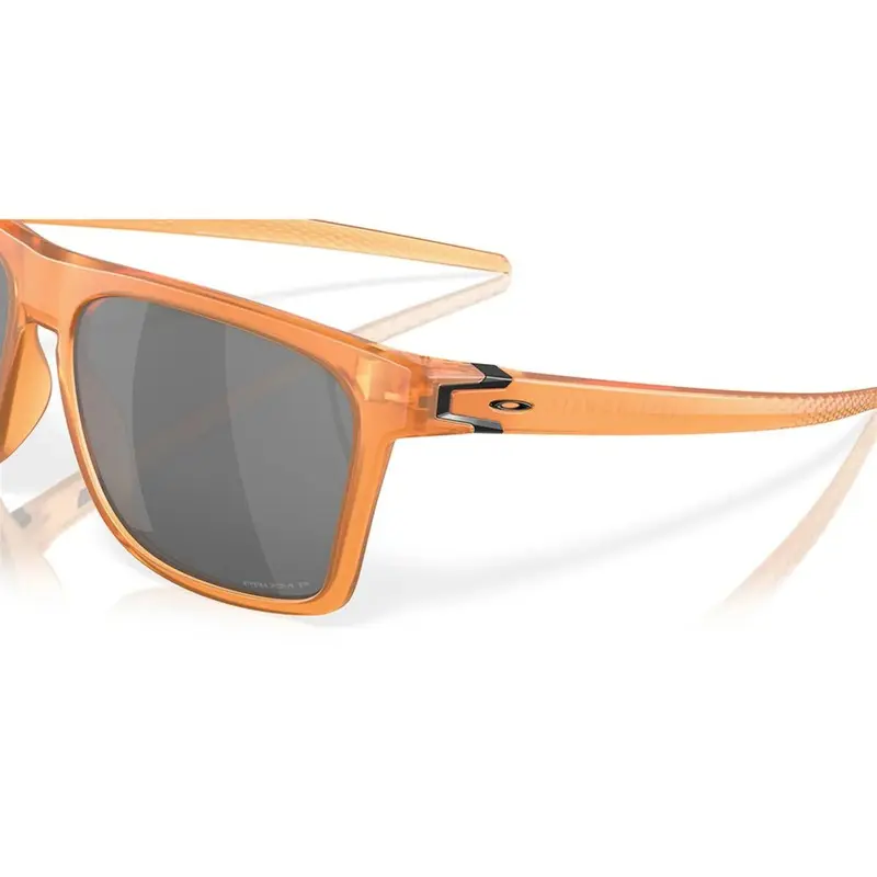 OCULOS OAKLEY LEFFINGWELL- MATTE TRANSPARENT GINGER W/PRIZM BLACK POLARIZED