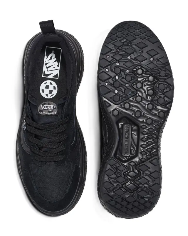TENIS VANS MTE ULTRARANGE NEO VR3 BLACK/BLACK