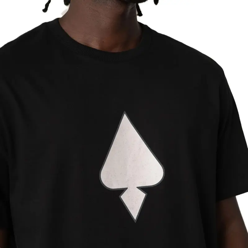 CAMISETA MCD REGULAR ESPADA ILUMINADA PRETO