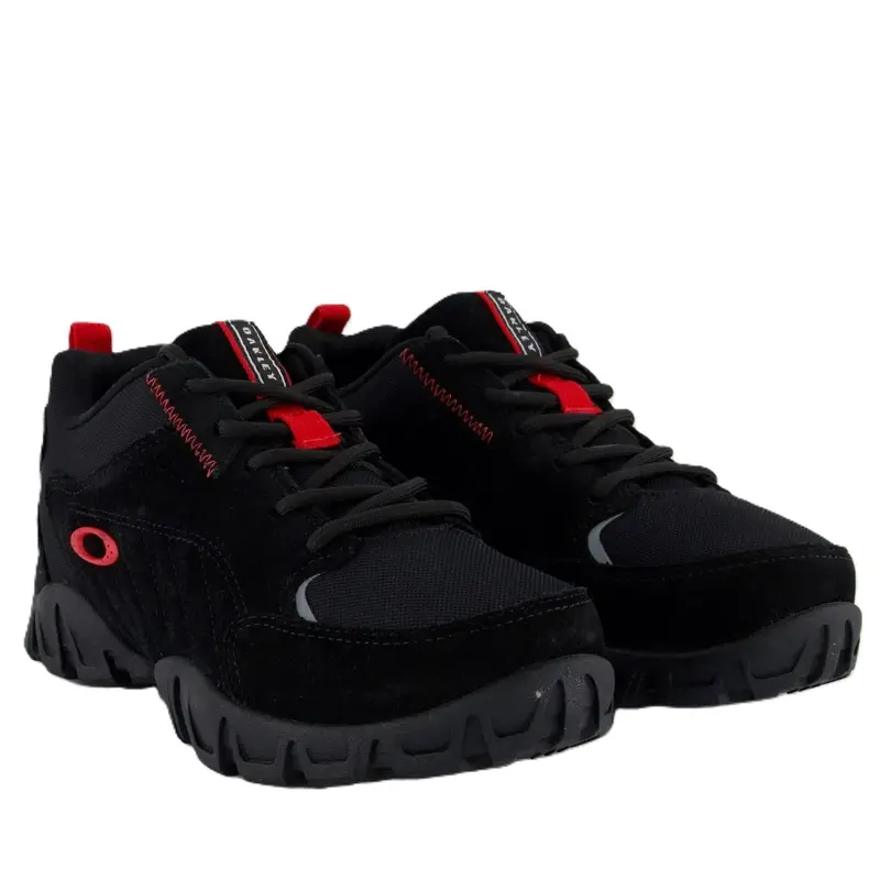 TENIS OAKLEY ATTACK BLACK/RED