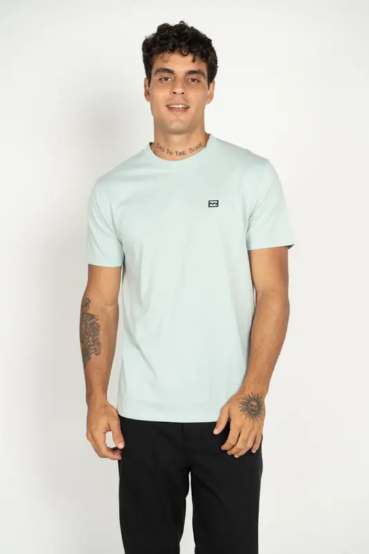 CAMISETA BILLABONG M/C ICON PATCH AZUL CLARO