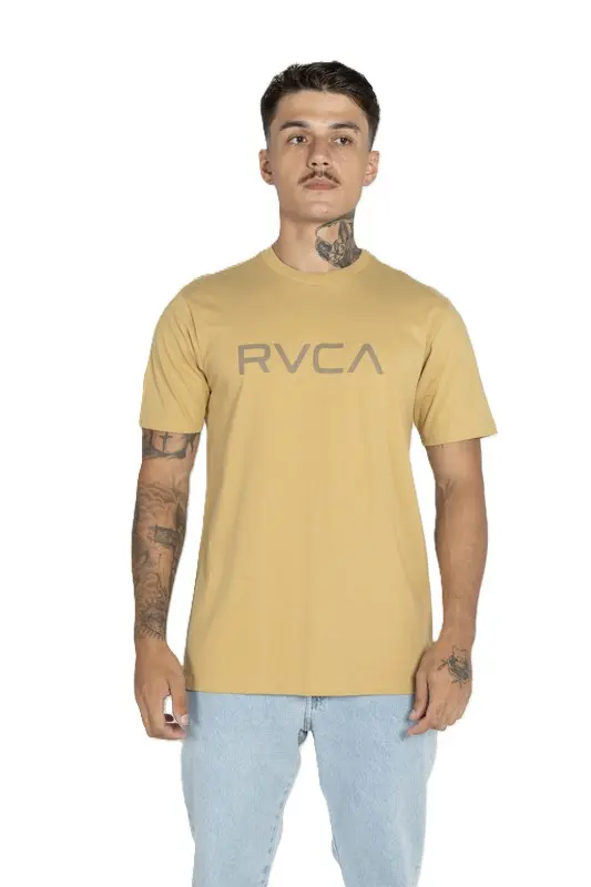 CAMISETA RVCA BIG MOSTARDA