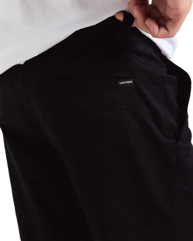 BERMUDA WALK VOLCOM FRICKIN CHINO BLACK