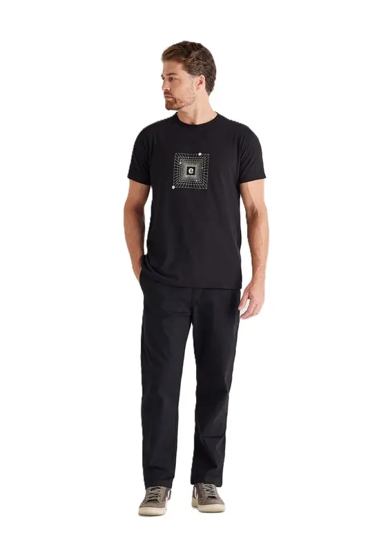 CAMISETA EMPTY COSMOS PRETO