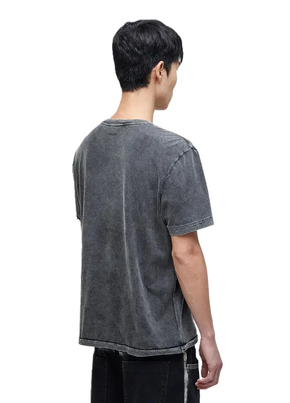 CAMISETA OSKLEN REGULAR DESTROYED PRETO
