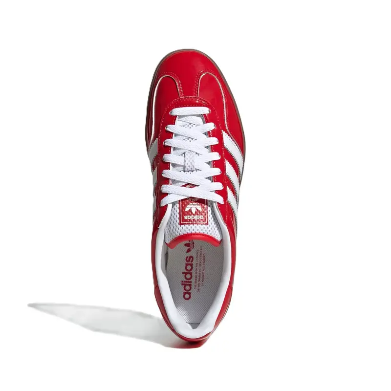 TENIS ADIDAS GAZELLE INDOOR BETTER SCARLET/FTWR WHITE/GUM