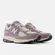 Tênis New Balance 2002r