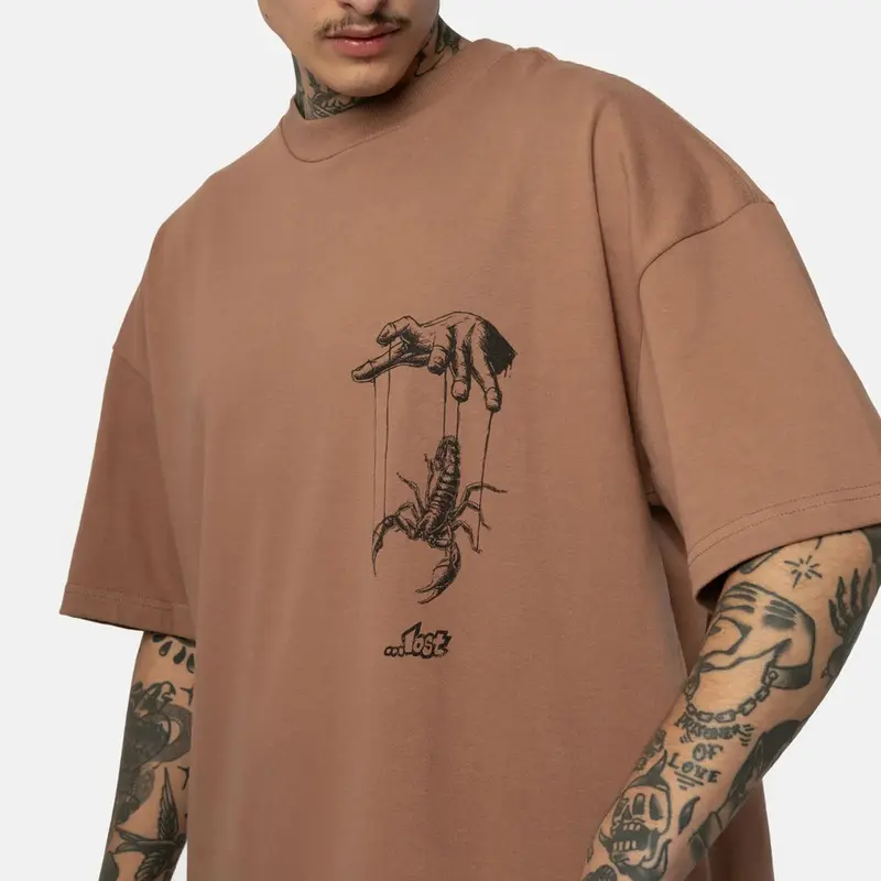 CAMISETA LOST SCORPION CARAMELO