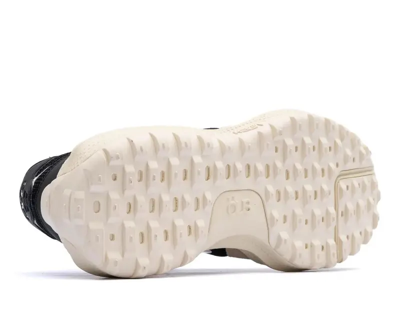 TENIS OUS HEVEA DOTS CANYON CHANTILLY PRETO OE