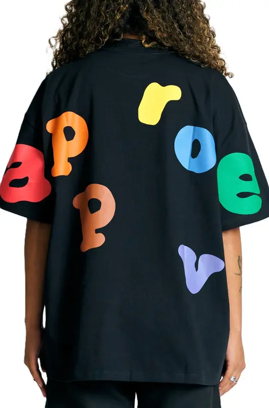 CAMISETA APPROVE LETTERS HUGE PRETO/COLORIDO