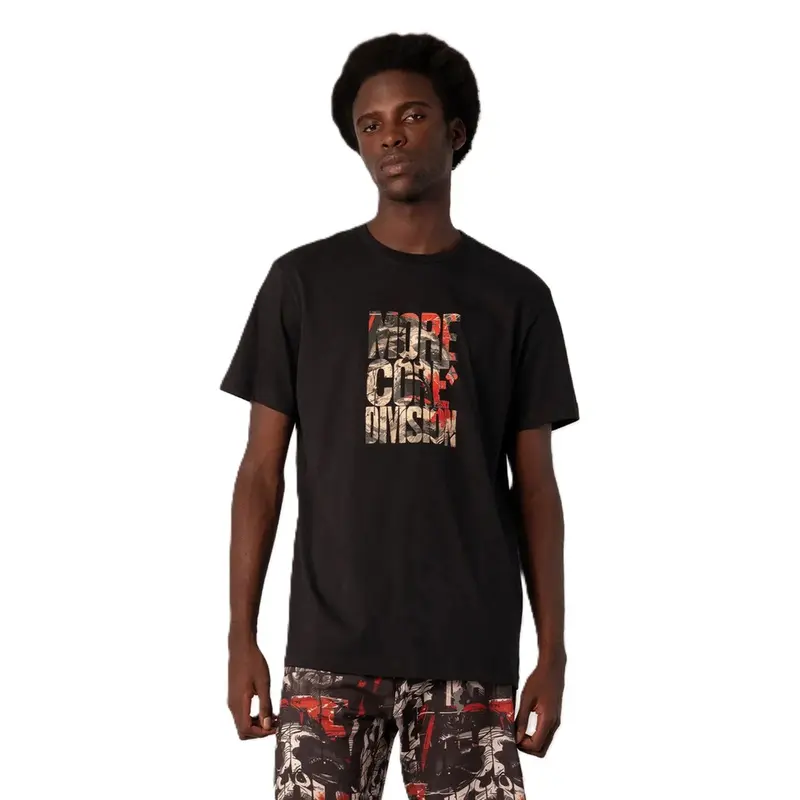 CAMISETA MCD REGULAR GRITO PRETO