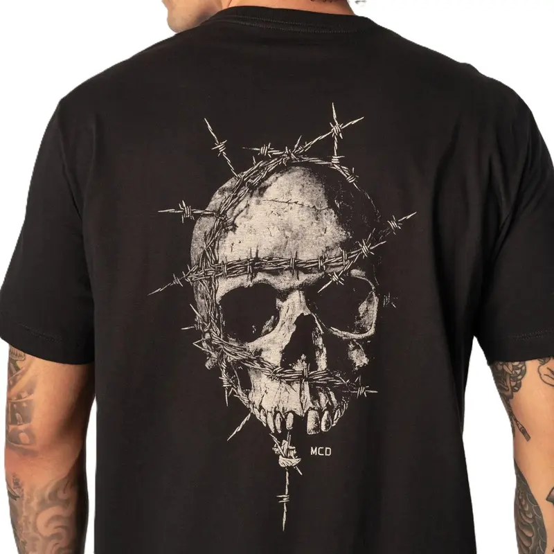 CAMISETA MCD REGULAR CAVEIRA ARAME PRETO