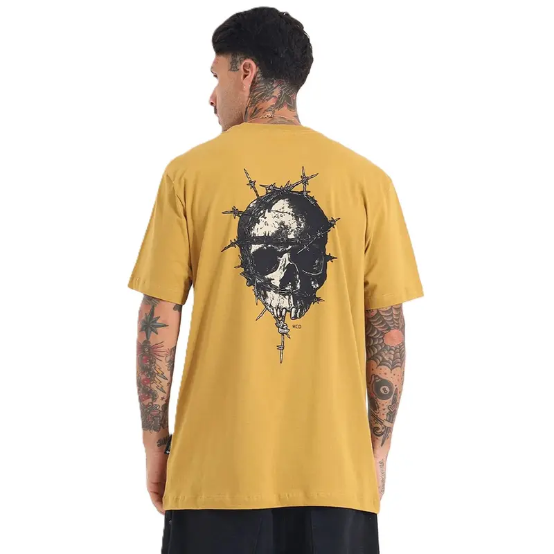 CAMISETA MCD REGULAR CAVEIRA ARAME MOSTARDA BRONZE