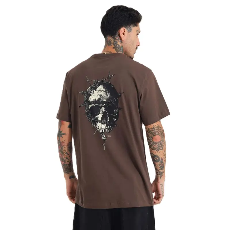 CAMISETA MCD REGULAR CAVEIRA ARAME MARROM RUINA