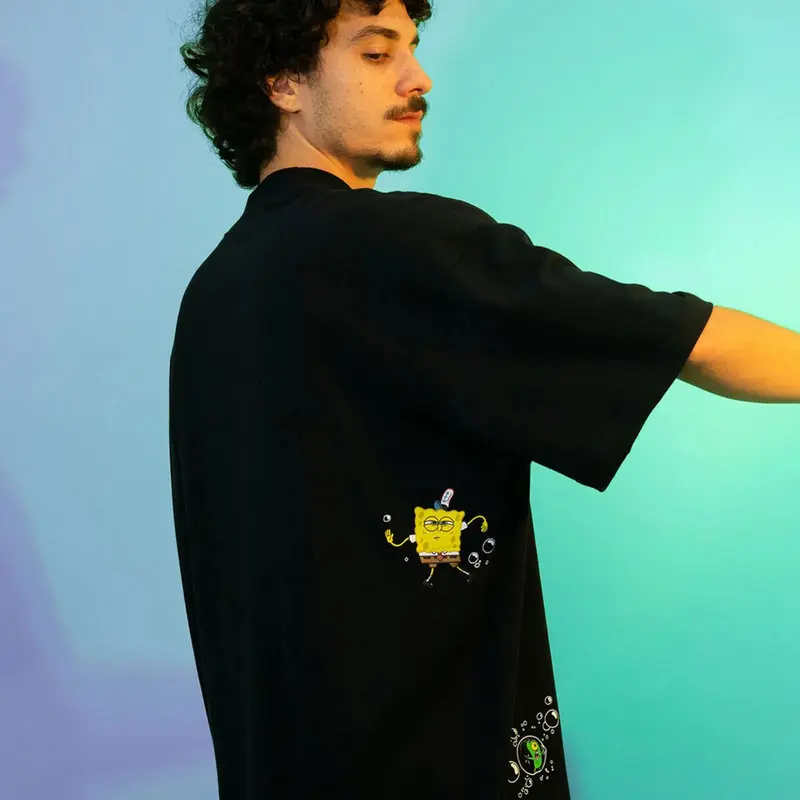 CAMISETA BOXFIT LOST X BOB ESPONJA QUADRADA BUBBLE PRETO