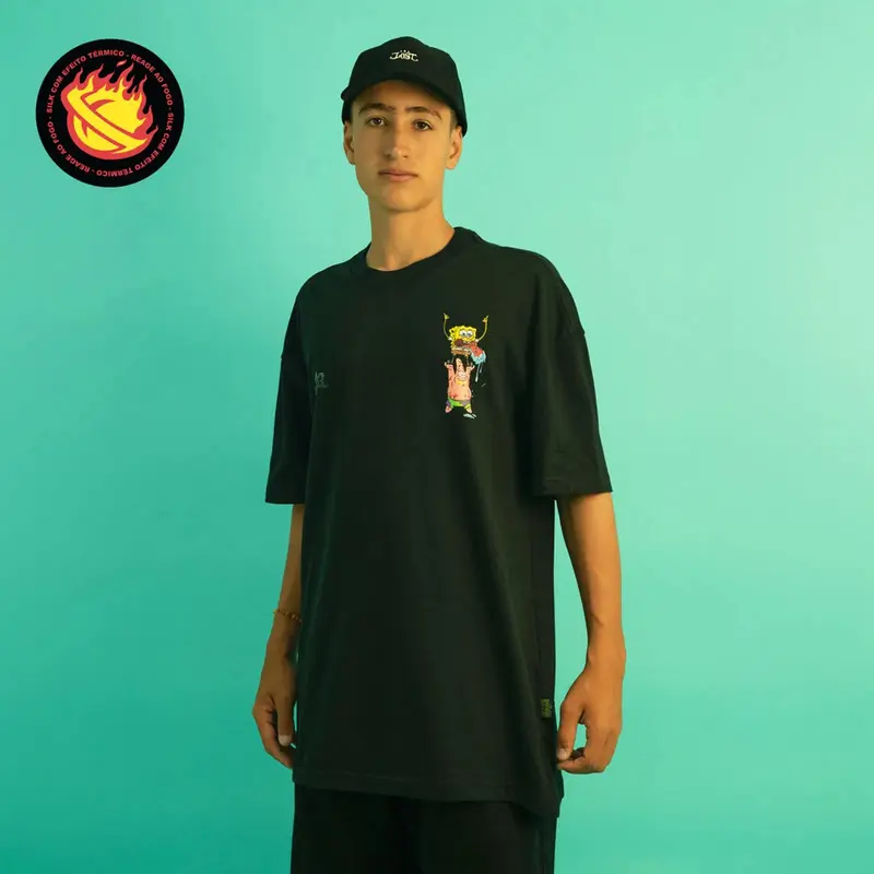 CAMISETA BOXFIT LOST X BOB ESPONJA CRAZINESS UNDER THE SEA PRETO