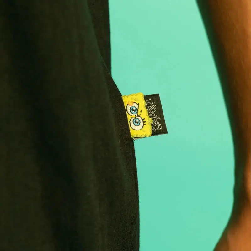 CAMISETA BOXFIT LOST X BOB ESPONJA CRAZINESS UNDER THE SEA PRETO