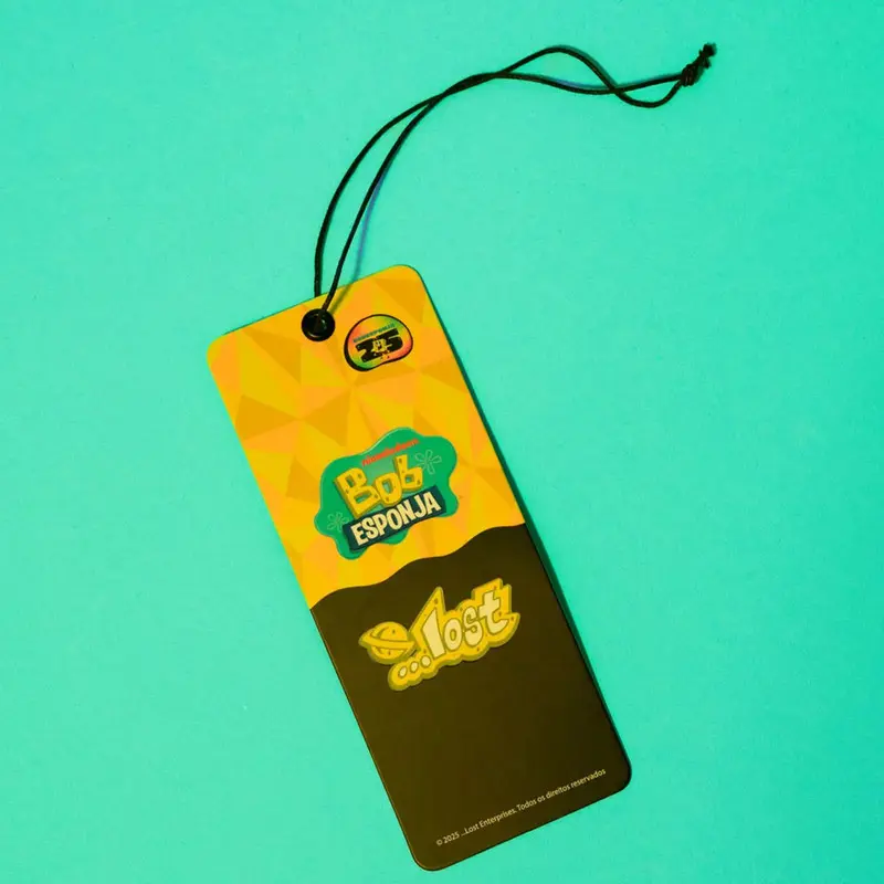 POCHETE LOST X BOB ESPONJA PRETO