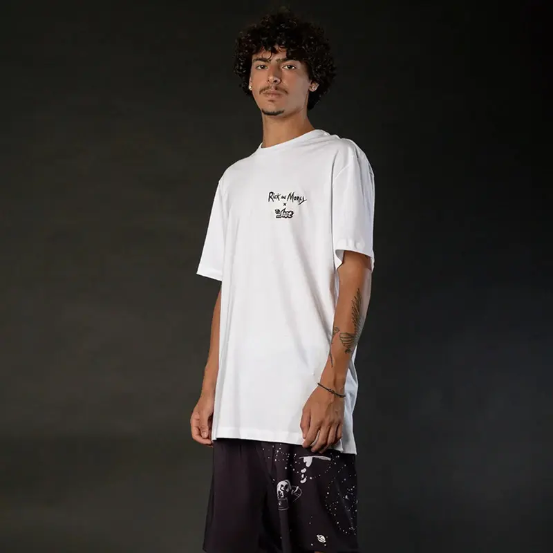 CAMISETA LOST X RICK AND MORTY - REST AND RICKLAXATION BRANCO