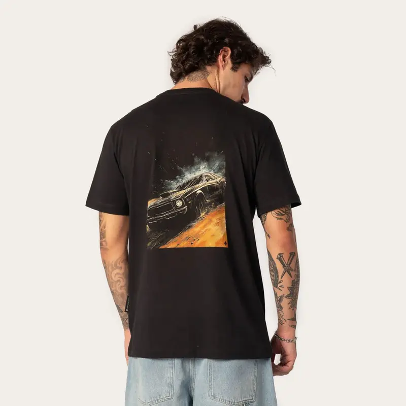 CAMISETA MCD OVERSIZED FURIA CARRO PRETO