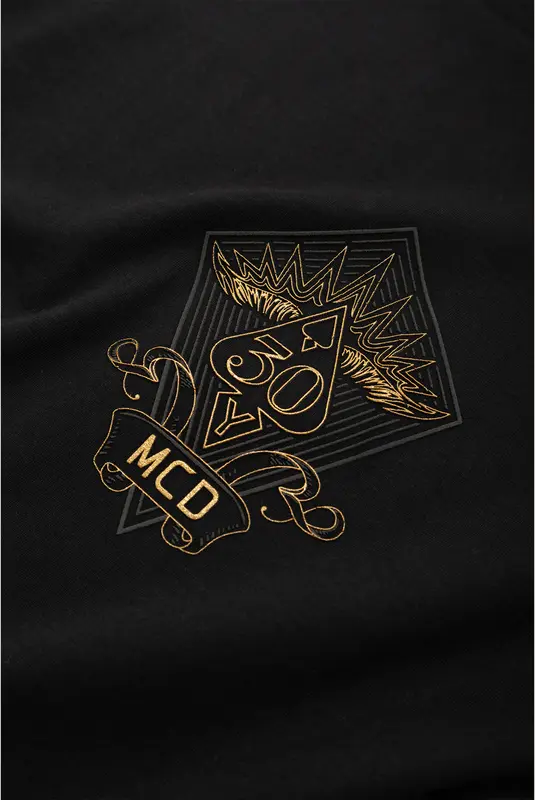 CAMISETA MCD 30 ANOS PIPA OVERSIZED PRETO