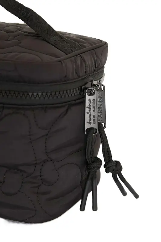 NECESSAIRE FARM ME LEVA LISO PRETO