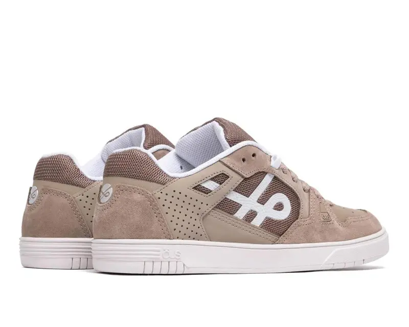 TENIS OUS 2K MARROM CLARO BCO ESSENCIAL