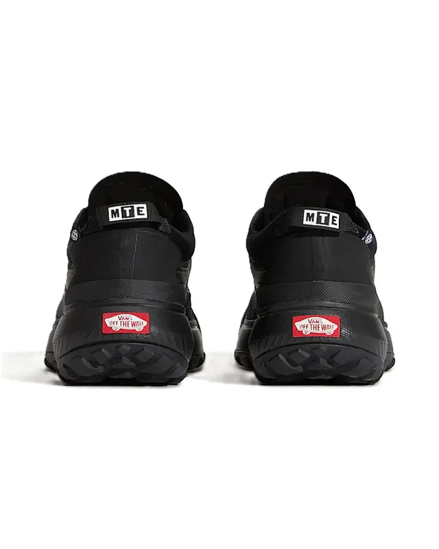 TENIS VANS CROSSPATH MTE BLACK/BLACK