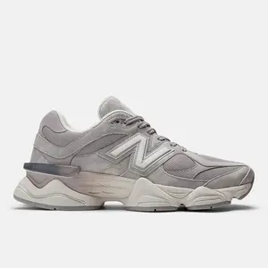 Tênis New Balance 9060