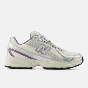 Tênis New Balance 740