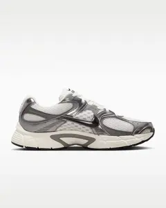 Tênis Nike V5 RNR