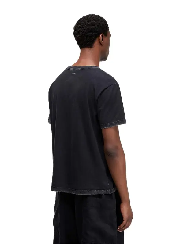 CAMISETA OSKLEN OCEANS USED PRETO