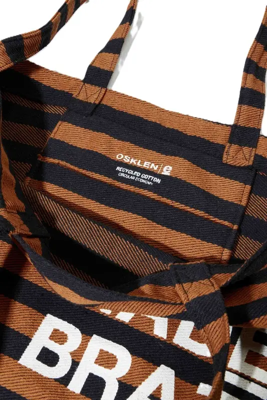 BOLSA OSKLEN TOTE MADE IN BRAZIL BLACK STRIPES CAQUI/PRETO