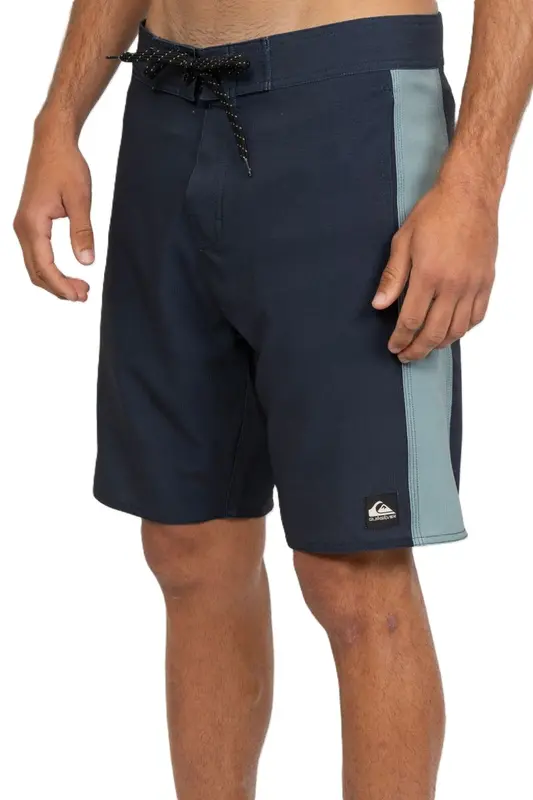 BOARDSHORT QUIKSILVER EVERYDAY FRESH 19 MARINHO